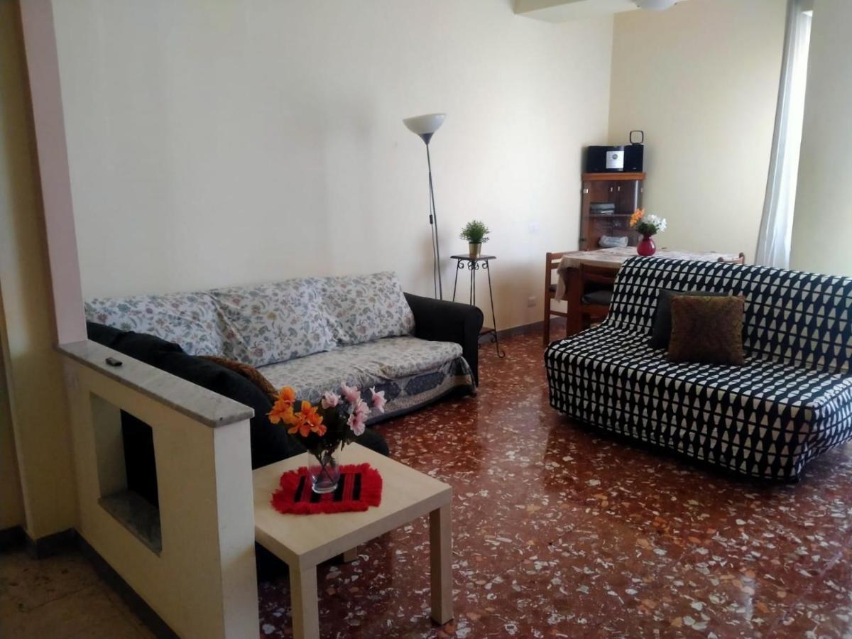 Vila Happy House Mare Di Roma Lido di Ostia Exteriér fotografie