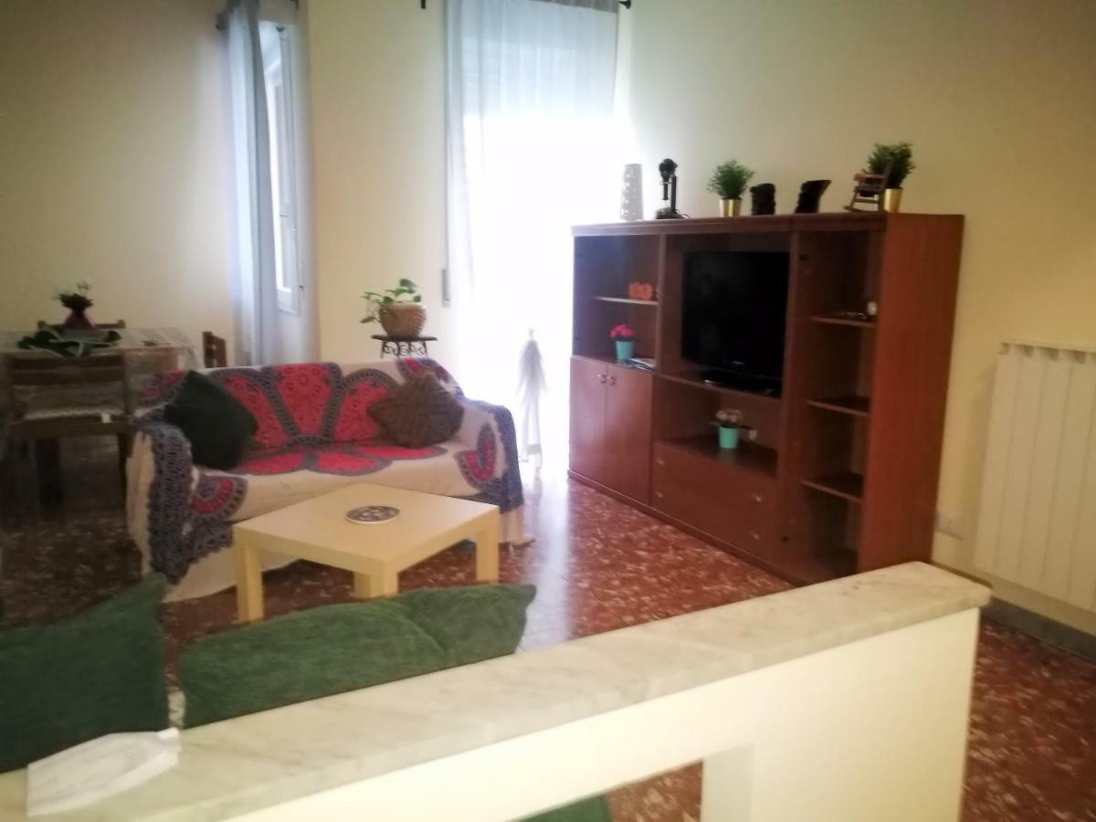 Vila Happy House Mare Di Roma Lido di Ostia Exteriér fotografie
